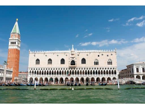Make sure to visit Doge's Palace when visiting Venice In November