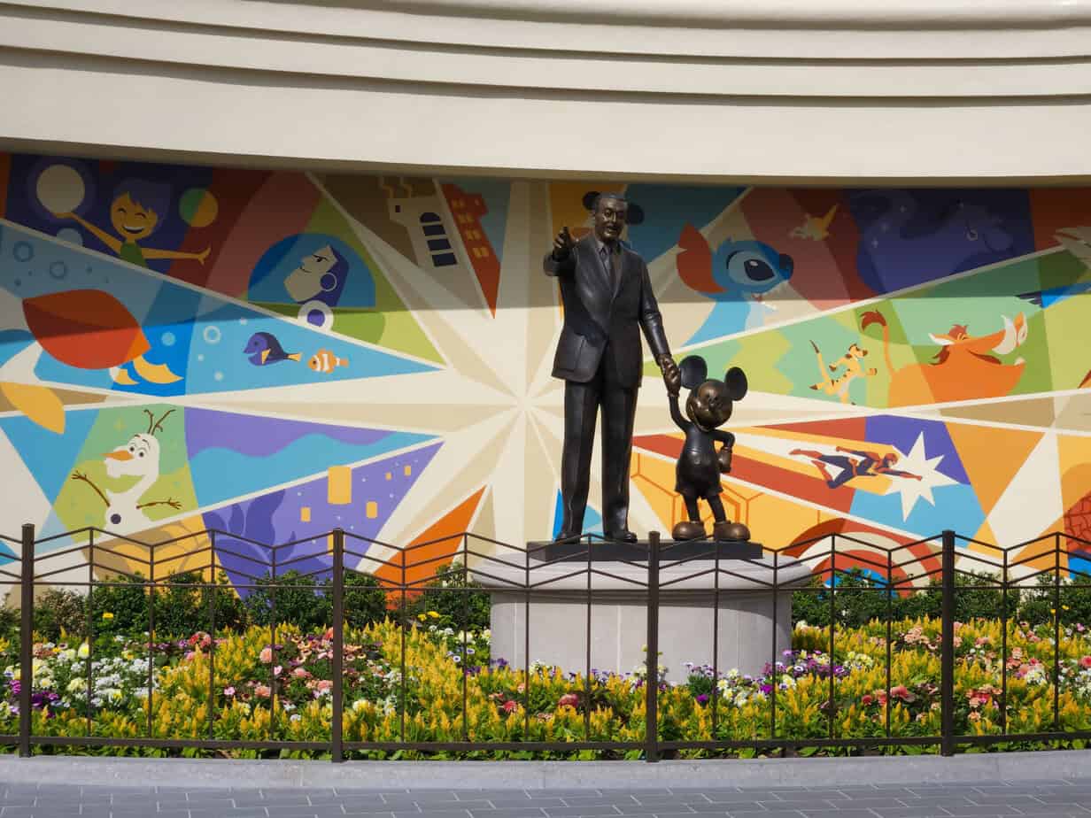 The iconic Walt and Mickey statue outside Animation Celebration in Walt Disney Studios.